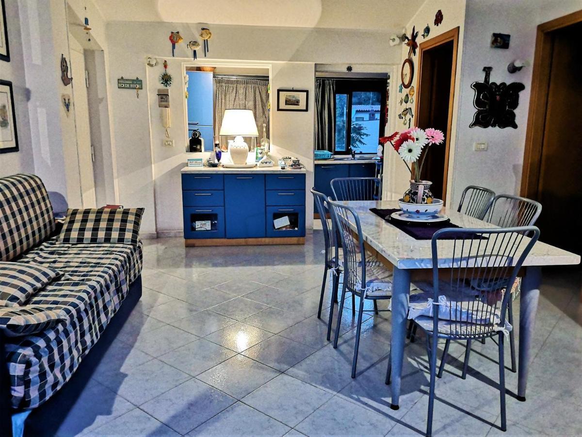 Ferienwohnung Taormina By The Sea Mazzeo Exterior foto